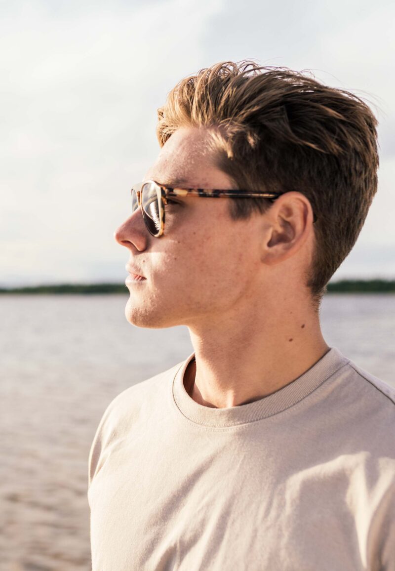 Kallax aviator style sunglasses